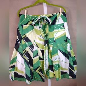 Apt 9 green geometric print skirt.